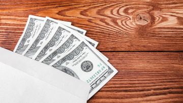 Cheques de estímulo de hasta $500 dólares mensuales: ¿quiénes los recibirán en septiembre?