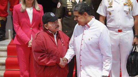 Ortega llama "arrastrado" a Lula en cumbre virtual del ALBA