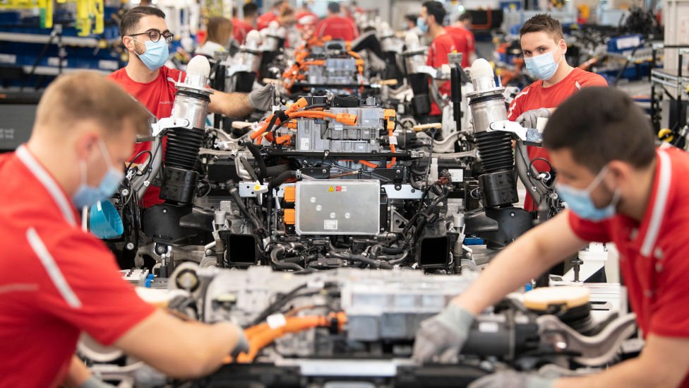 Producción de autos eléctricos