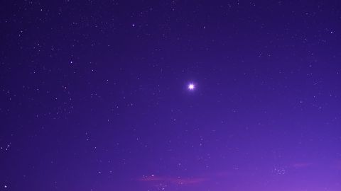 Venus se posiciona sobre Libra y su energía afecta al horóscopo.
