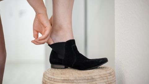 Tus zapatos pueden convertirse en conductores de prosperidad.