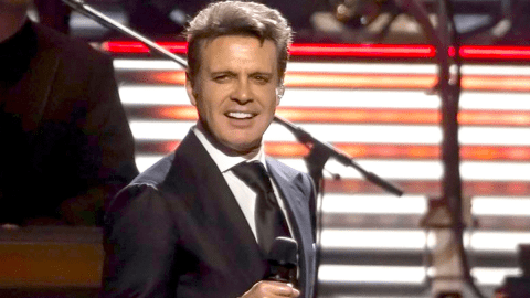 Luis Miguel disfruta de yate de lujo en Francia por $30 mil al día